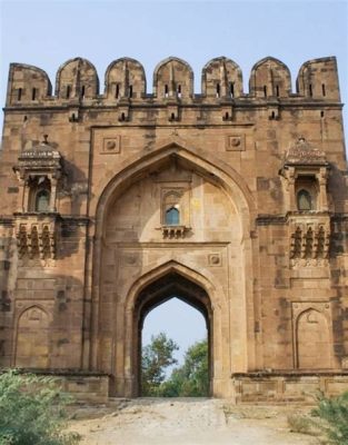 Il Rohtas Fort: Una Sentinella di Pietra del Passato e Un Tesoro Architettonico da Scoprire!